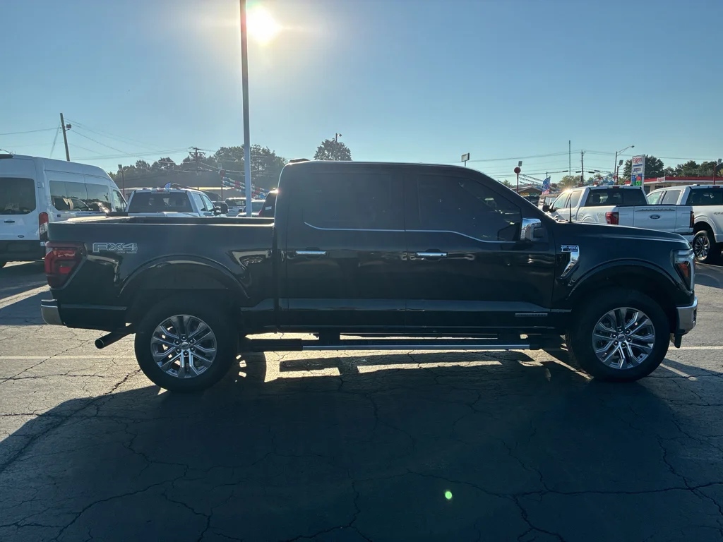 Used 2024 Agate Black Metallic Ford LARIAT image 4