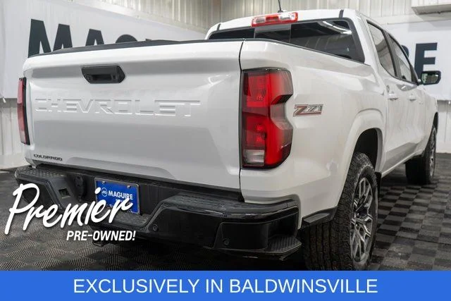 Used 2025 White Chevrolet Z71 image 5