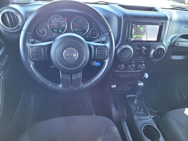 Used 2016 Gray Jeep Unlimited Sport image 9
