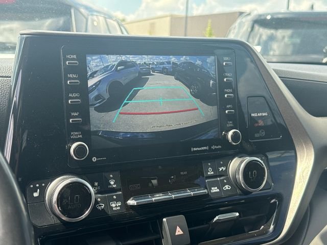 Used 2021 Black Toyota XLE image 20