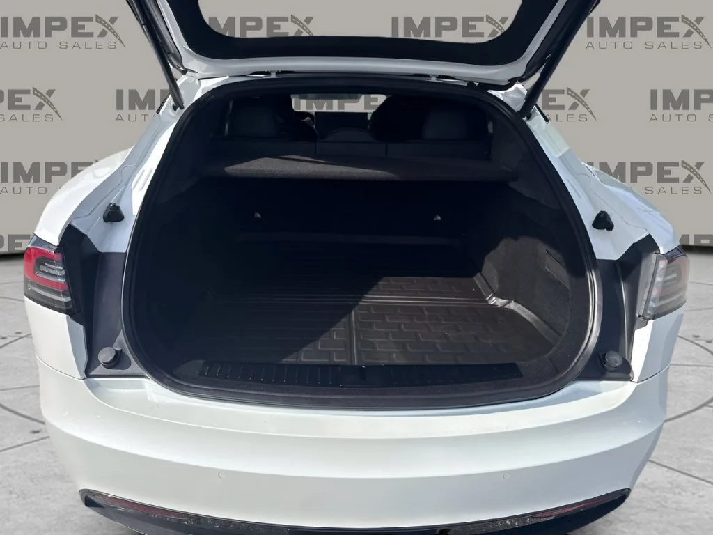 Used 2023 White Tesla Base image 22