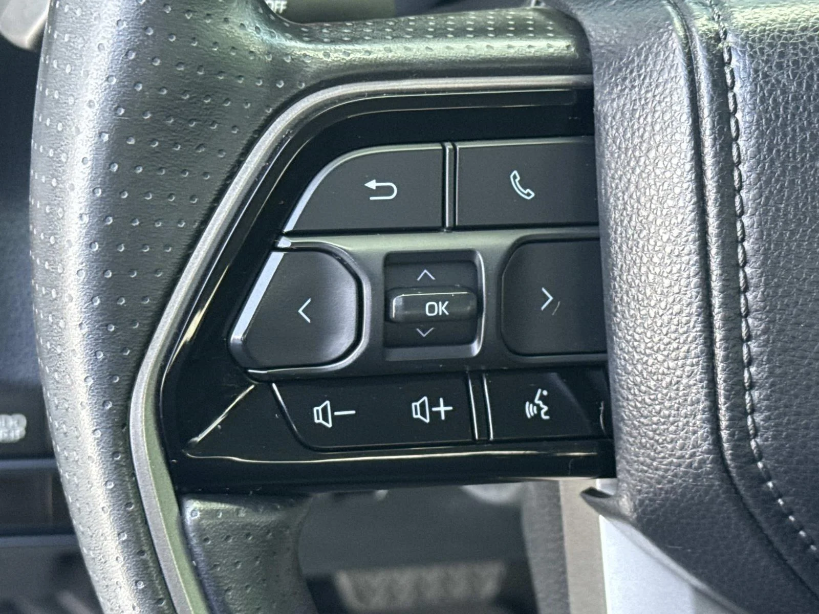 Used 2024 Lunar Rock Toyota SR5 image 22
