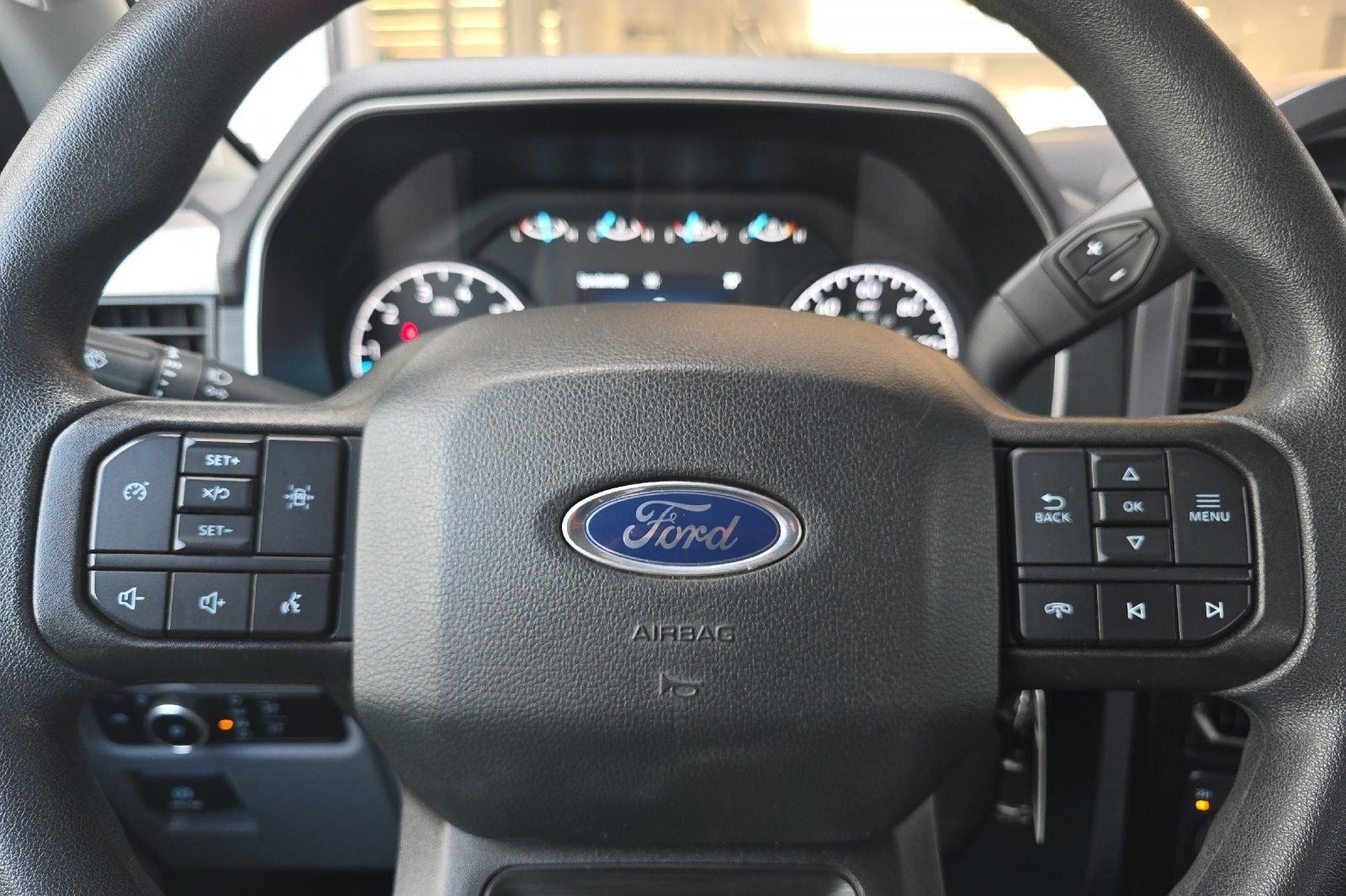 2023 Ford F-150 XLT - Photo 23