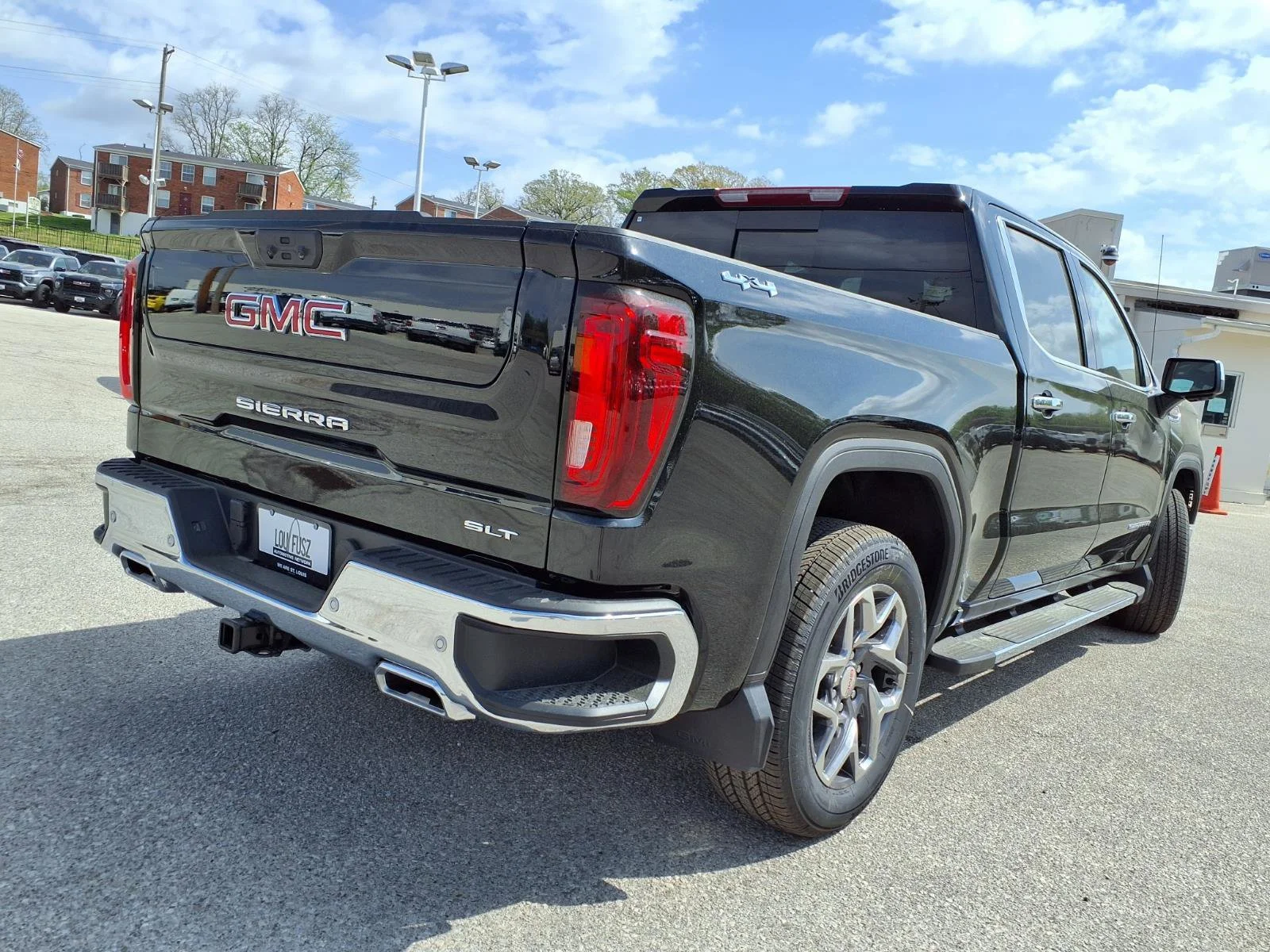 2026 GMC Sierra 1500 SLT - Photo 26