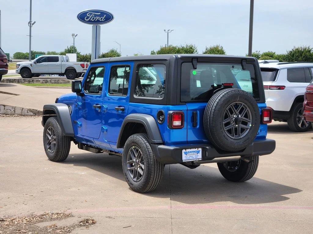 New 2026 Hydro Blue Pearl-Coat Exterior Paint Jeep Sport image 3