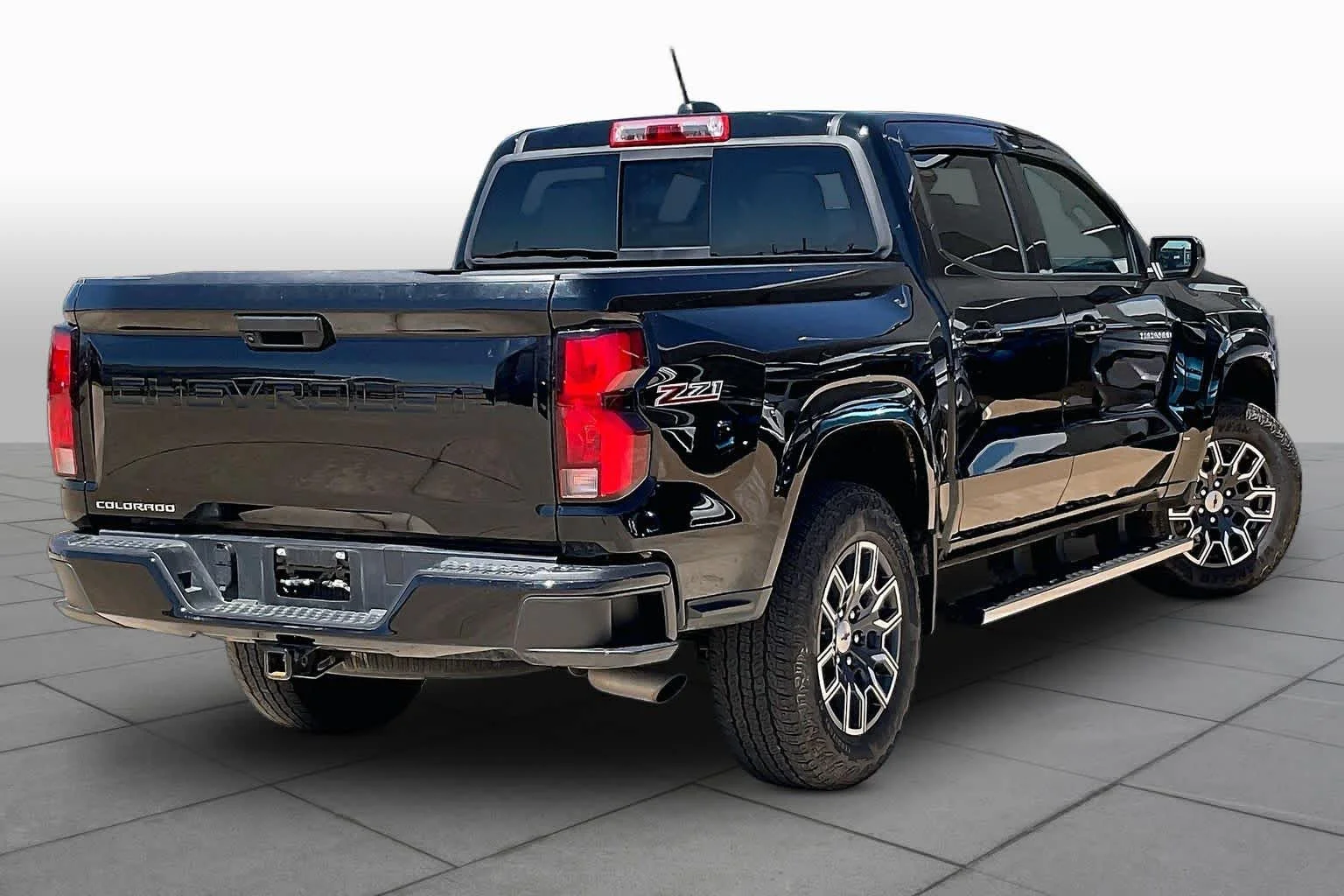 Used 2024 Black Chevrolet 4WD Z71 image 13