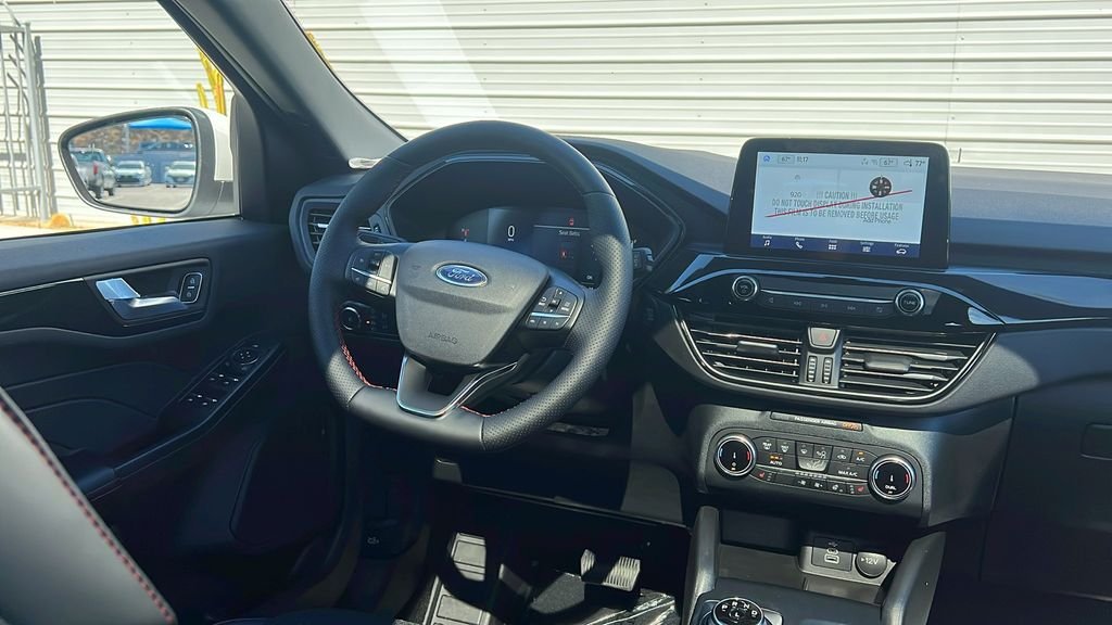 2025 Ford Escape ST-Line Select - Photo 15