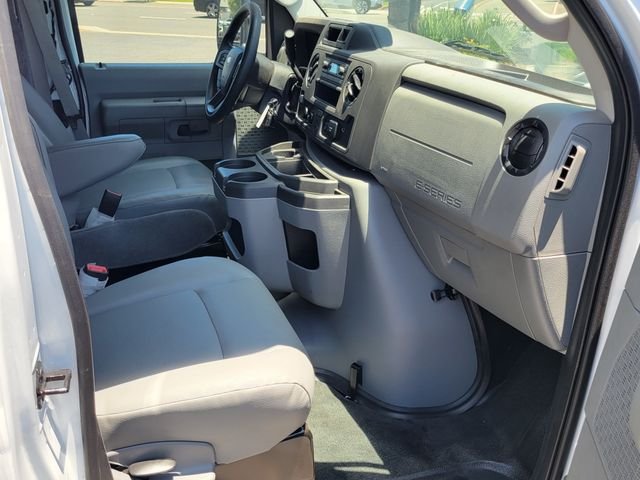 New 2026 Oxford White Ford E-350 SRW image 10