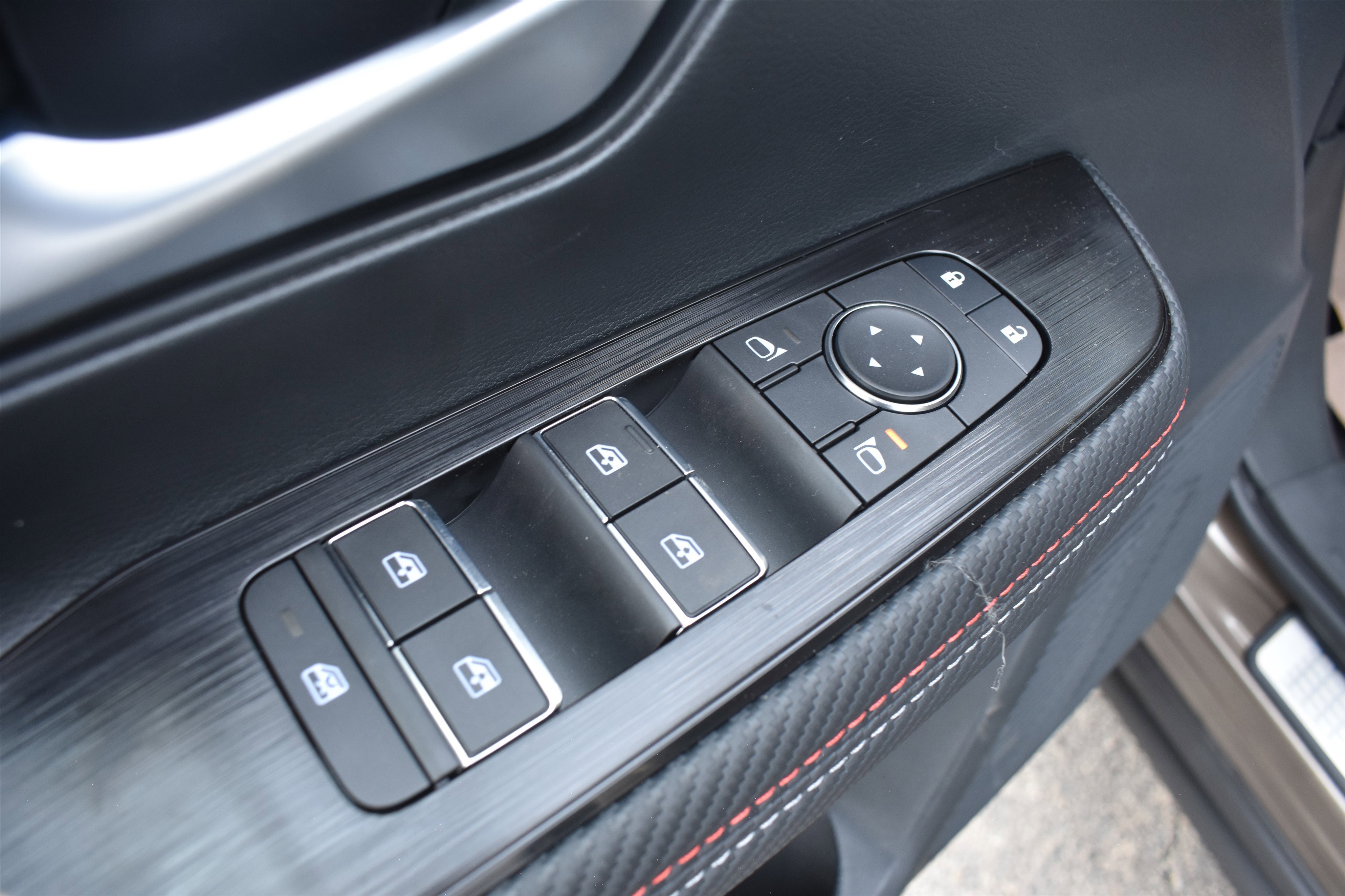 2026 Nissan KICKS SR AWD - Photo 13