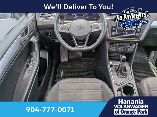 Used 2023 Silver Volkswagen 2.0T S image 17