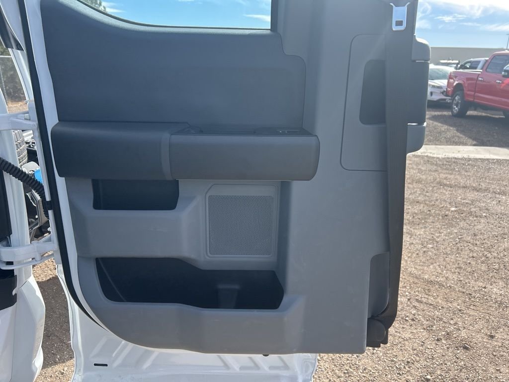 New 2026 Oxford White Ford XL image 30