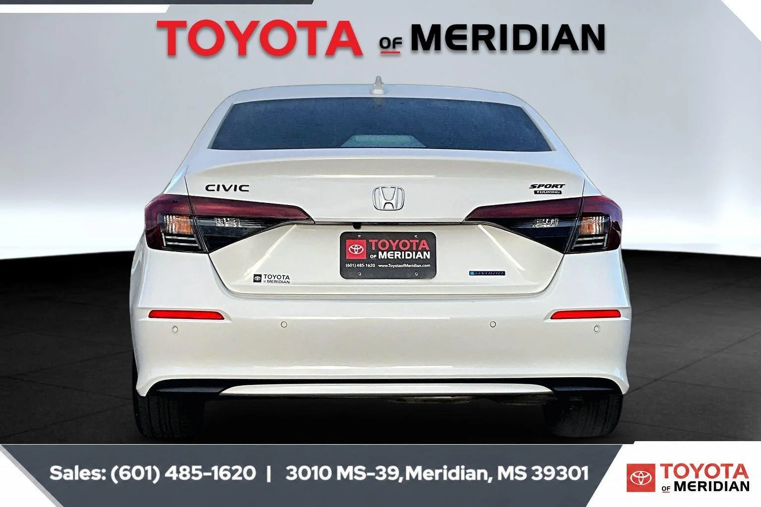 Used 2026 Platinum White Pearl Honda Sport Touring image 4