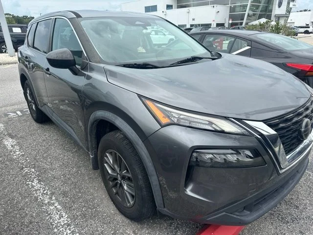 Used 2021 Gray Nissan S image 2
