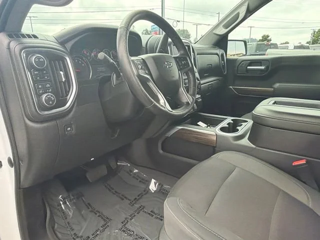 Used 2021 Summit White Chevrolet LT Trail Boss image 18
