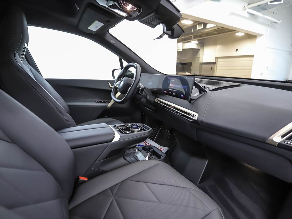 Certified Used 2024 Dark Graphite BMW xDrive50 image 30