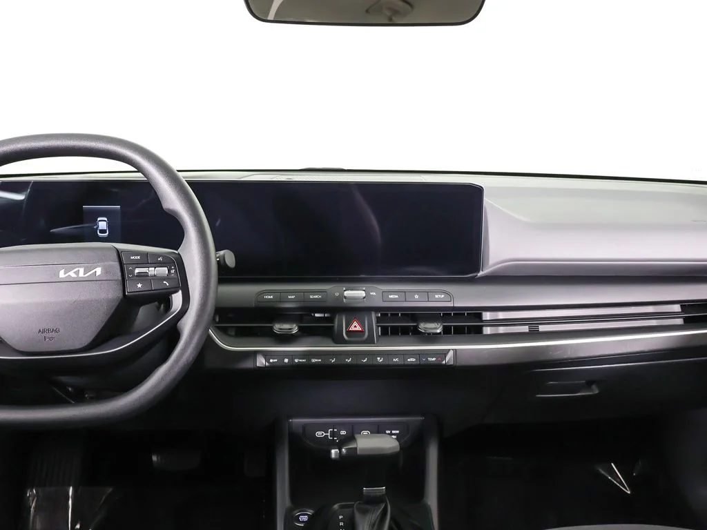 Used 2025 Gray Kia LXS image 33