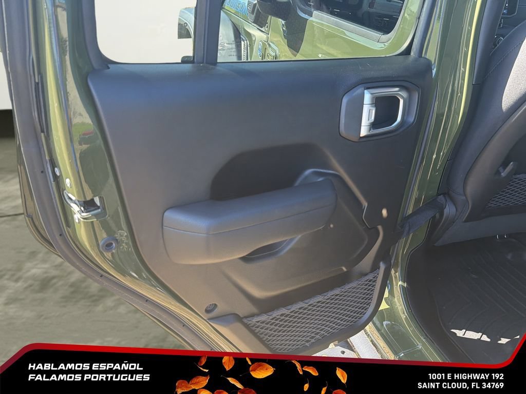 Used 2024 Green Jeep Rubicon 4xe image 14