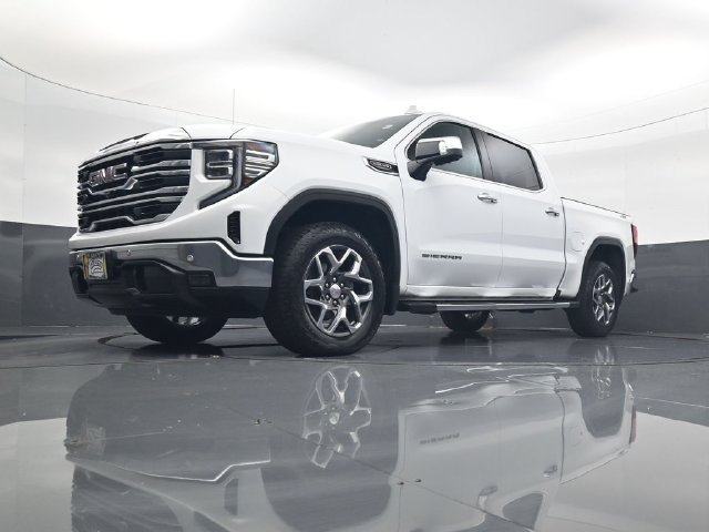 2023 GMC Sierra 1500 SLT - Photo 21