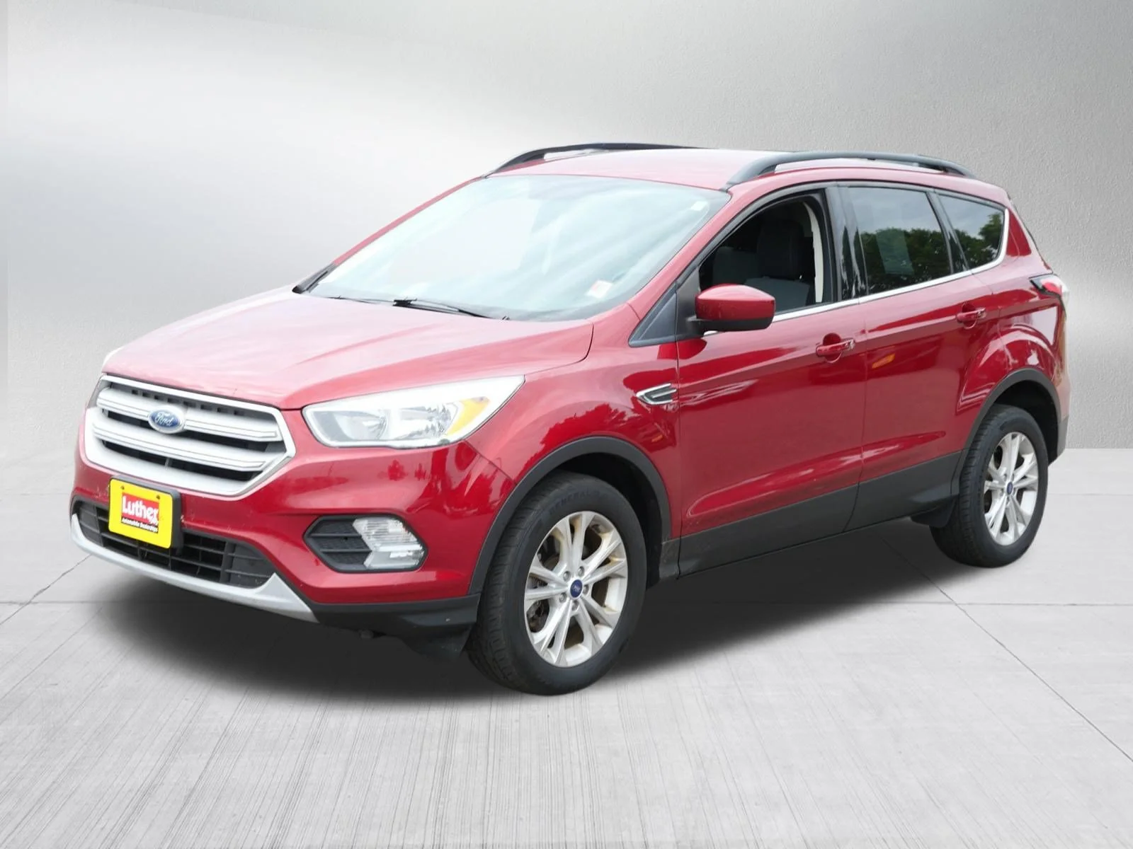 Used 2018 Ruby Red Metallic Tinted Clearcoat Ford SE image 3