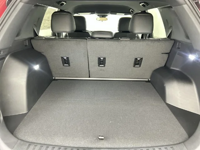2027 Chevrolet Equinox ACTIV - Photo 7