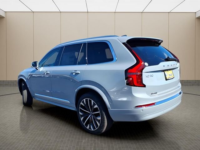 2026 Volvo XC90 Plus - Photo 7