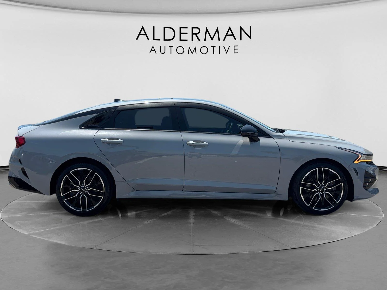 Used 2023 Wolf Gray Kia GT image 6