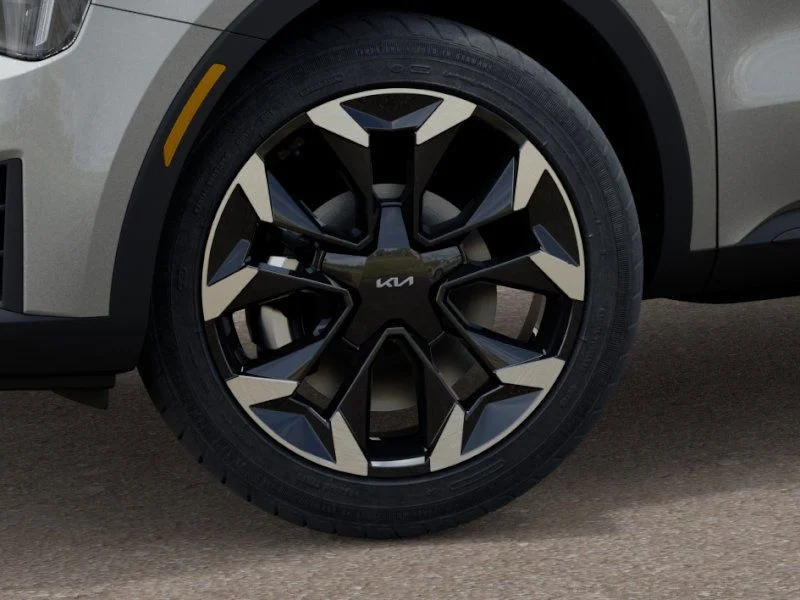 New 2026 Ivory Silver Kia EX image 9