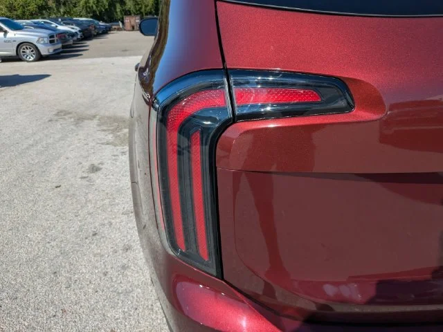 Used 2024 Red Kia EX X-Line image 9