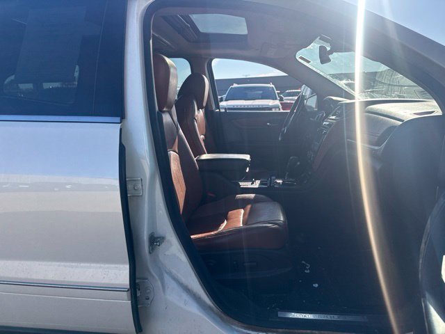 Used 2015 White Chevrolet LTZ image 20