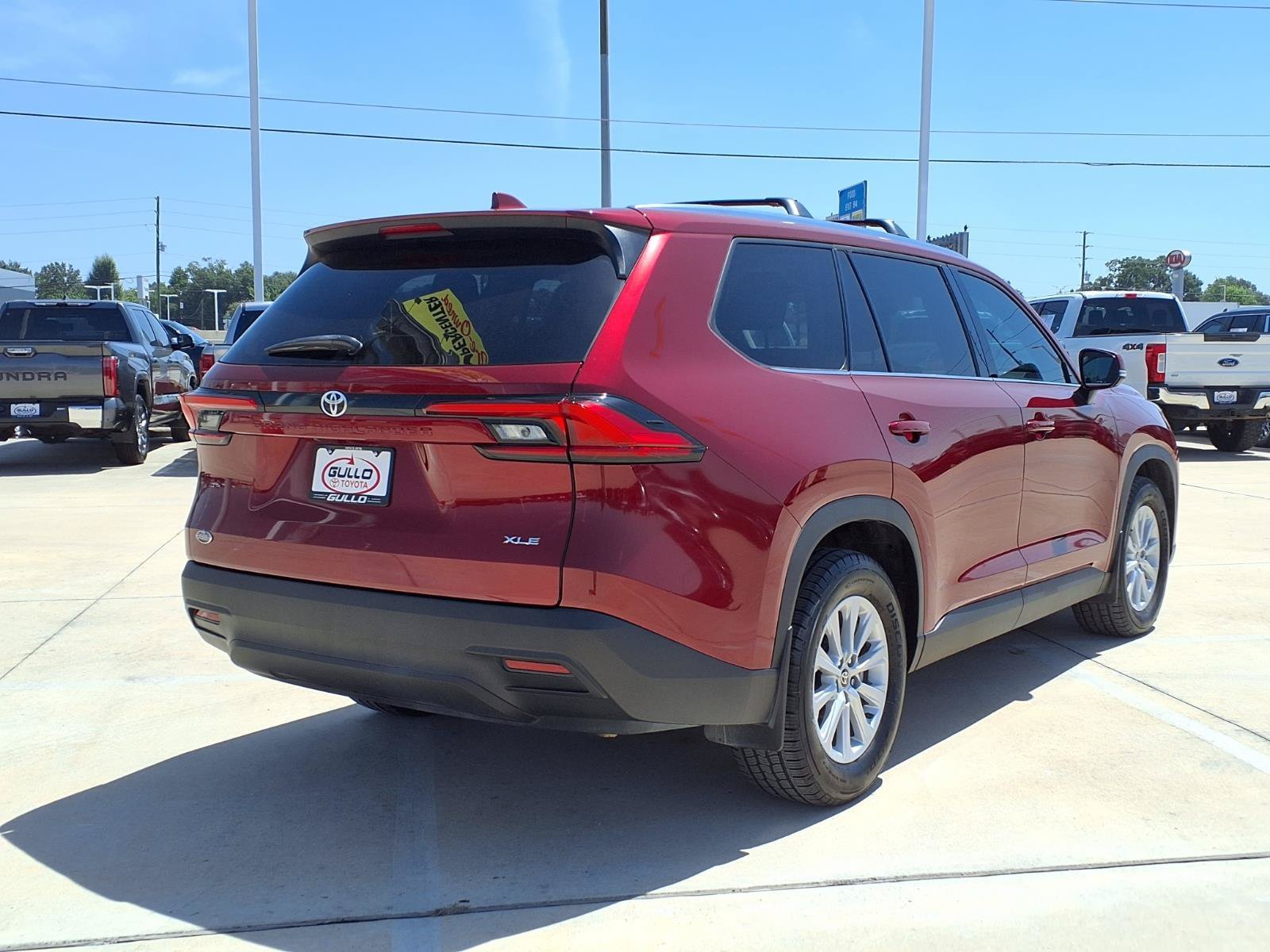 Certified Used 2024 Pearl Toyota XLE image 6