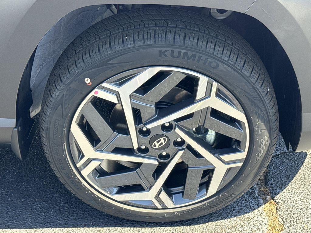 New 2026 White Hyundai SEL Premium AWD image 12