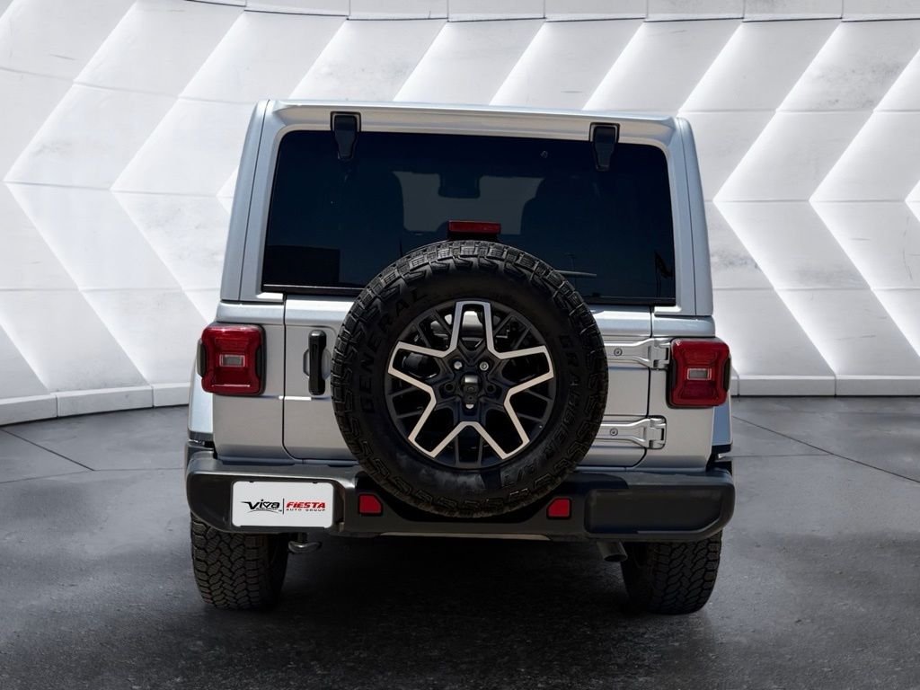 Certified Used 2024 Silver Jeep Sahara image 3