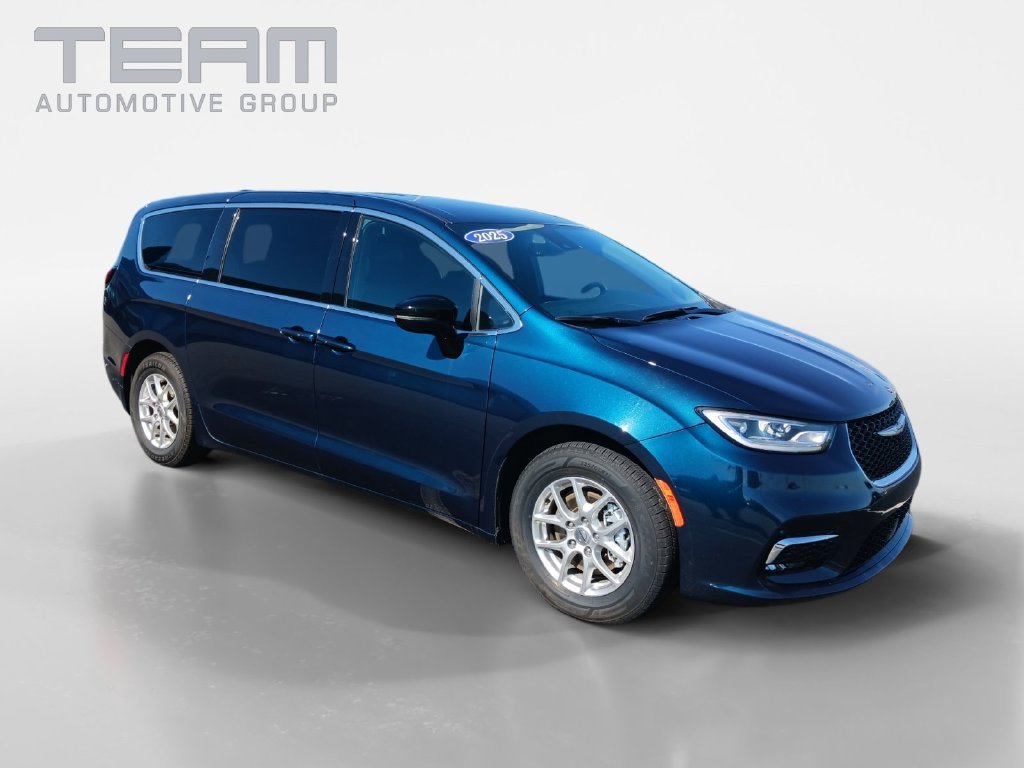 2025 Chrysler Pacifica