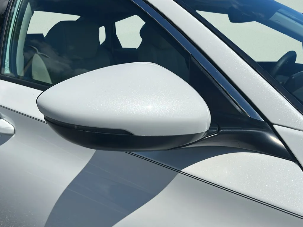 Used 2021 White Honda EX-L image 27