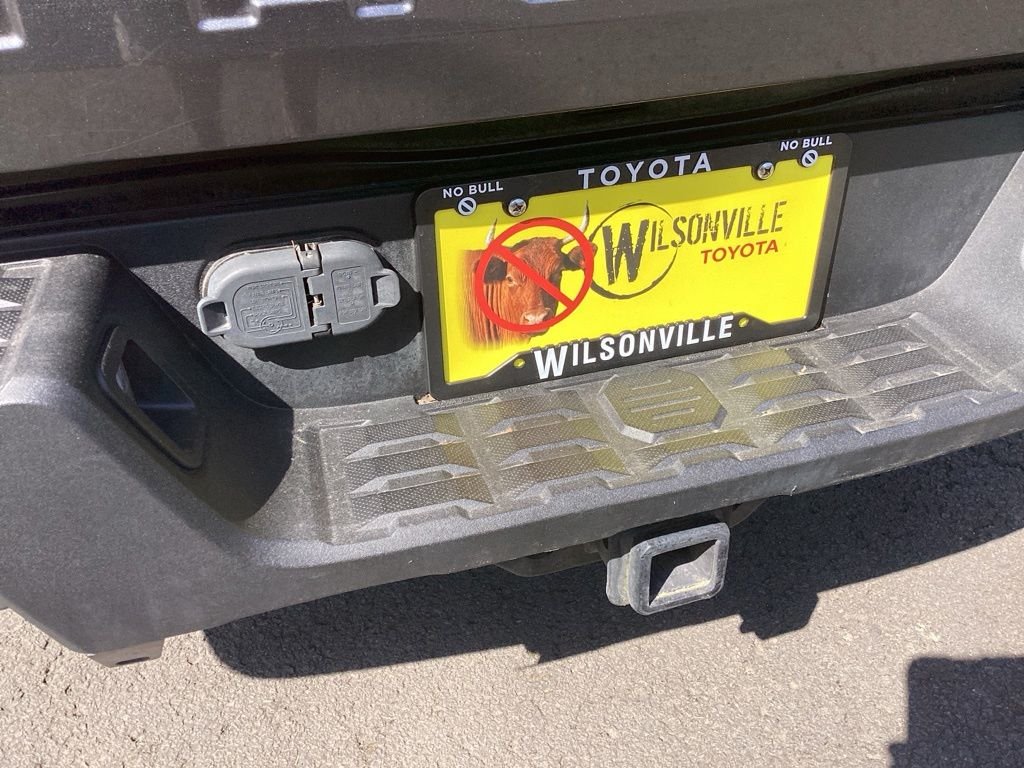 Used 2017 Gray Toyota SR5 image 18