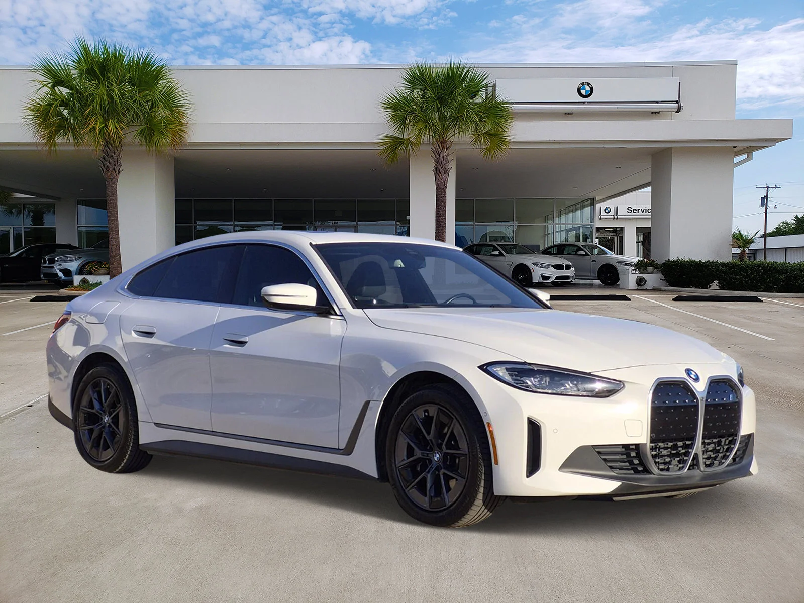 Certified Used 2023 Alpine White BMW eDrive35 image 3