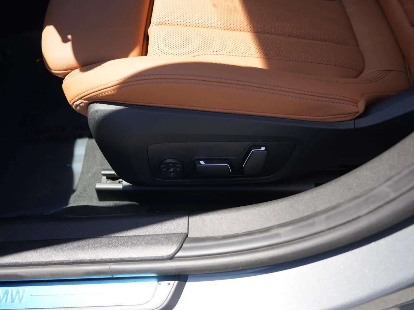 New 2026 Skyscraper Grey Metallic BMW 330i image 13