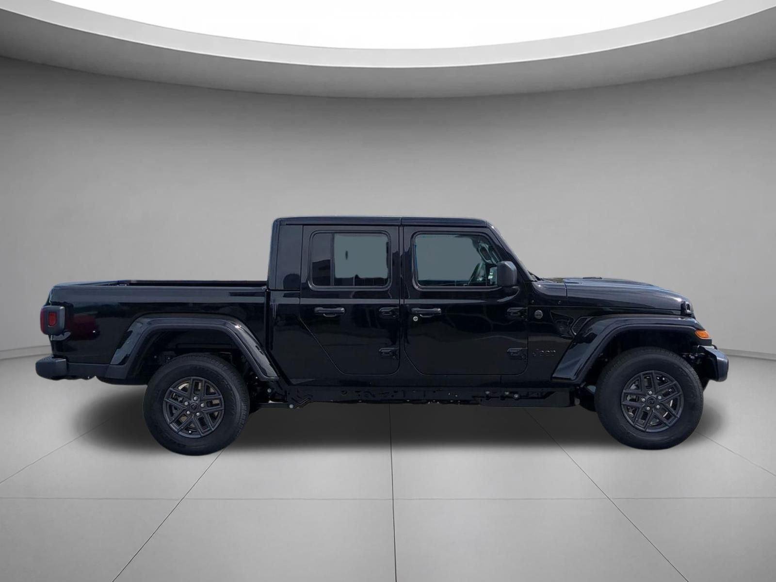 New 2026 Black Clear-Coat Exterior Paint Jeep Sport S image 6
