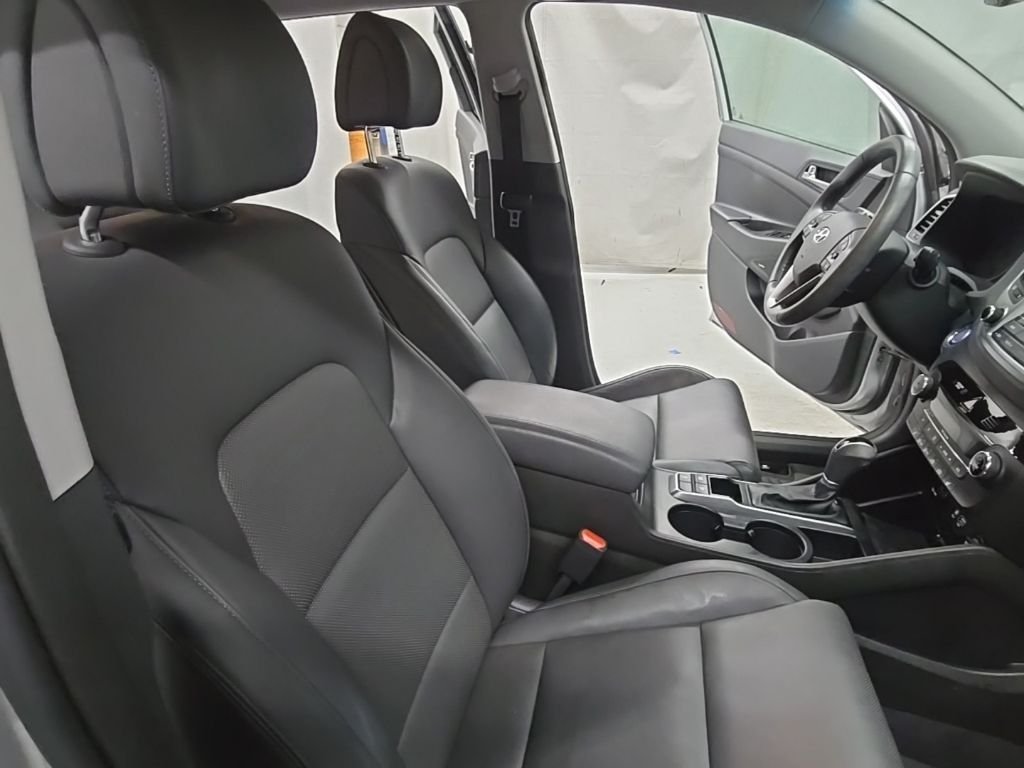 Certified Used 2018 Silver Hyundai SEL Plus image 20