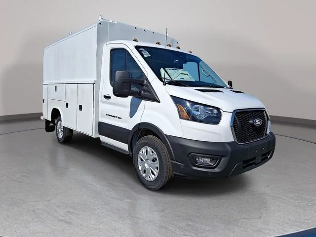 New 2026 Oxford White Ford Base image 2