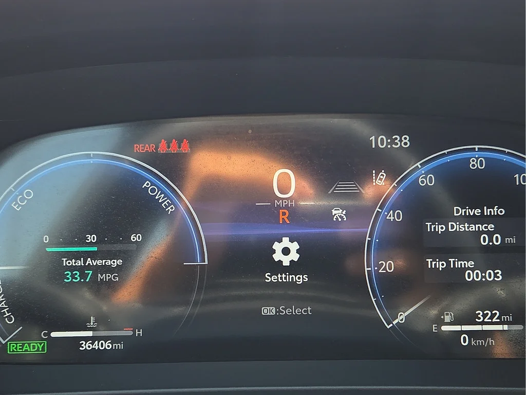 Used 2024  Toyota XLE image 18