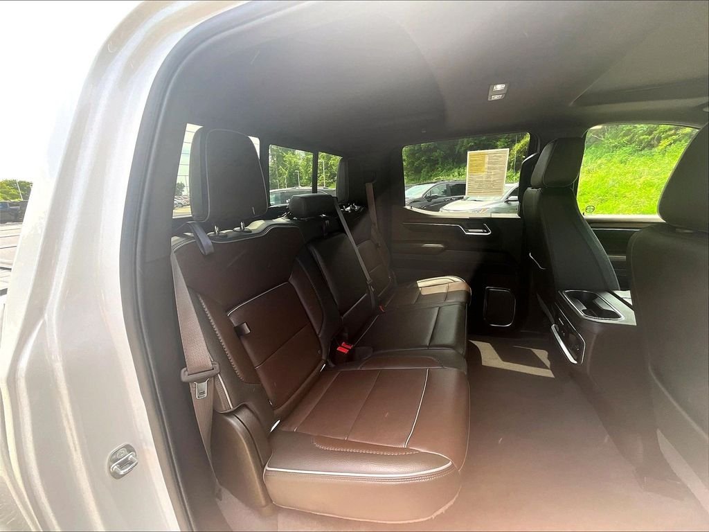 Used 2024 White GMC Denali image 16