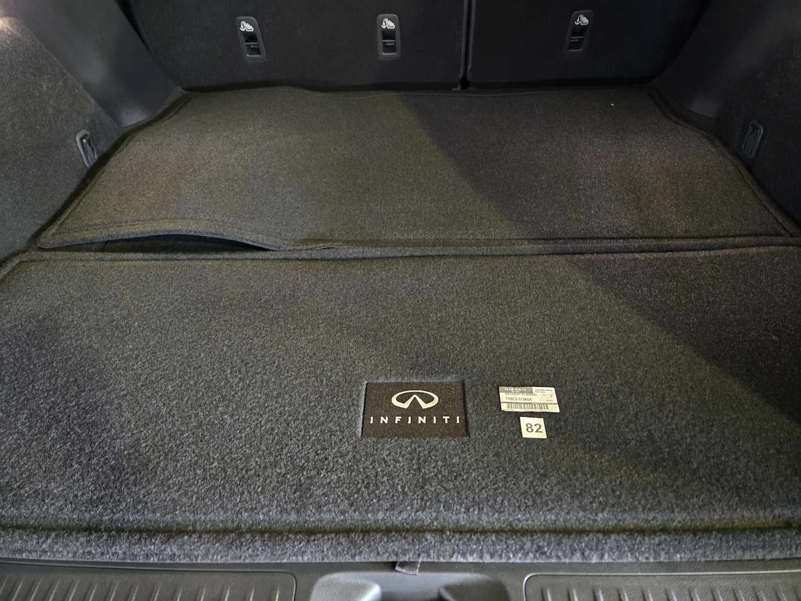 New 2027 BLACK OBSIDIAN INFINITI Luxe AWD image 20