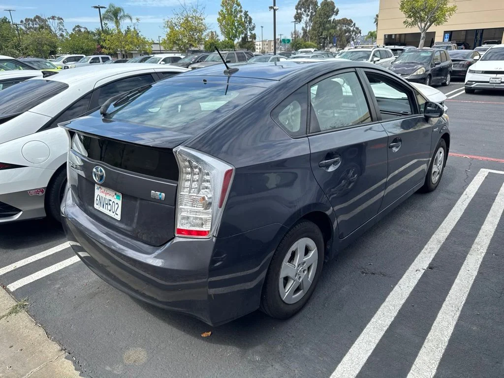 Used 2011 Gray Toyota Two image 3