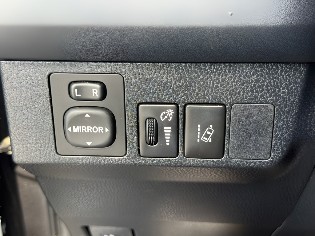 Used 2018 Gray Toyota LE image 25