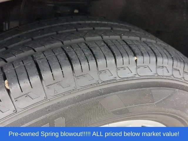 Used 2023 Gray Ford XLT image 19