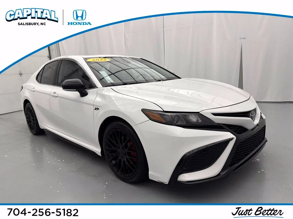 Used 2022 Off-white Toyota SE image 1
