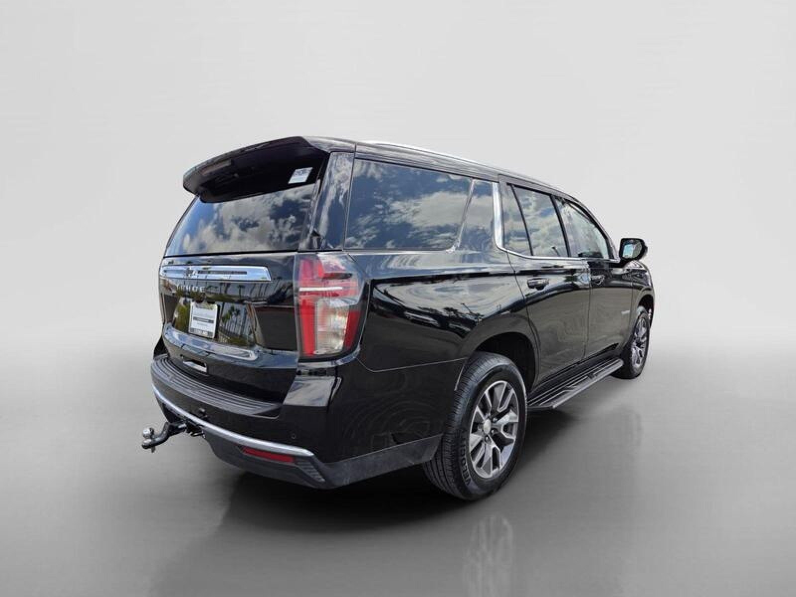 Used 2022 Black Chevrolet LS image 5