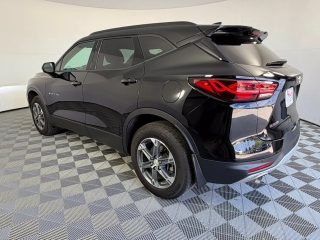 Used 2024 Black Chevrolet LT image 5