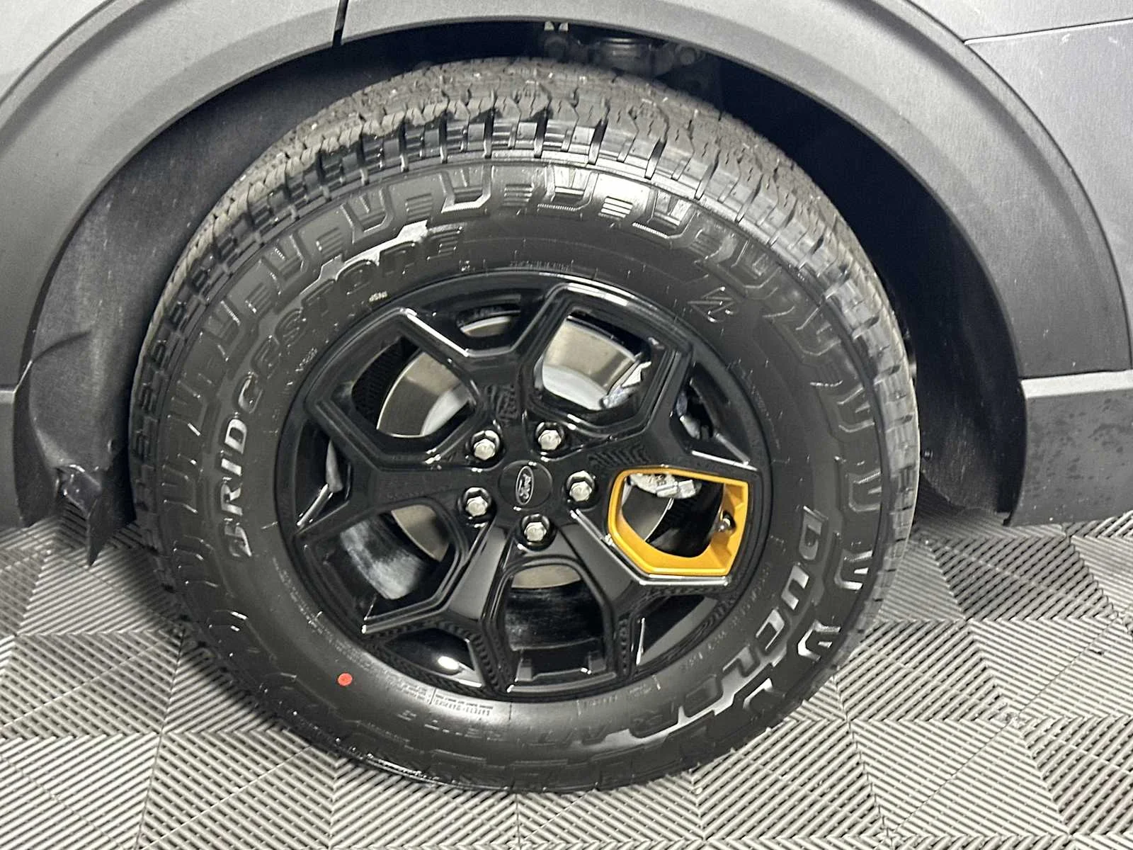 New 2026 Carbonized Gray Metallic Ford Tremor image 21